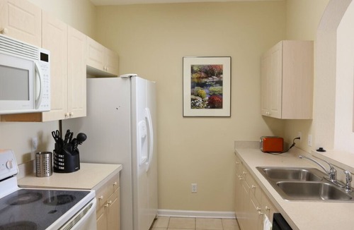Windsor Palms Condo | Condo At Windsor Palm Resort, 6 miles to Disney,Free Wi-Fi, Baby gears. Sleep 6.