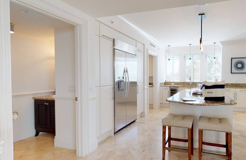 Marathon House | Cook your Catch in a Gourmet Kitchen- Marlin Bay