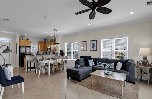 Marathon House | Coral Lagoon Resort and The Boathouse-Marathon FL