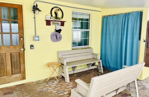 Sunset Beach Cottage | Cottage @ Sunset Beach : Steps to Beach, Kayak