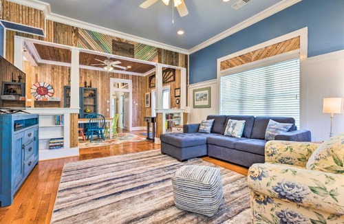 Old Town House | Cottage w/Porch - 3 Min Walk to Bay St Louis