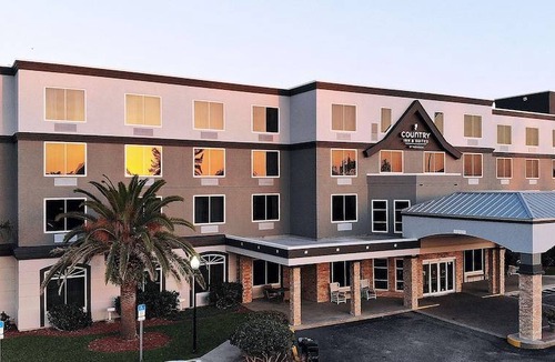 Port Canaveral Hotel | Country Inn & Suites by Radisson, Port Canaveral, FL