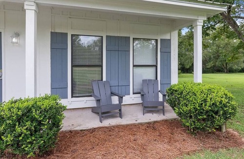 Grand Bay House | Country Living with Fishing and Bright Stars