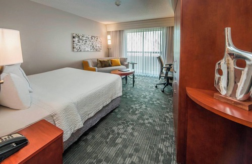 Prattville Hotel | Courtyard by Marriott Montgomery Prattville