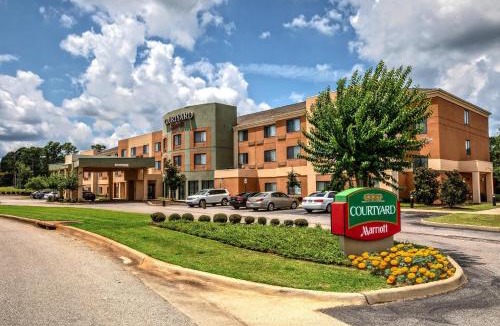 Troy Hotel | Courtyard by Marriott Troy