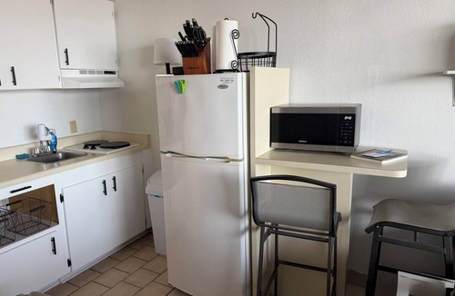 Schulte Park Condo | Cozy 1-bedroom condo in phenomenal Daytona Beach Shores with AC