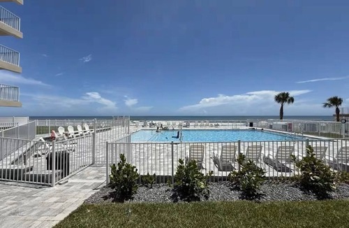 Schulte Park Condo | Cozy 1-bedroom condo in phenomenal Daytona Beach Shores with AC