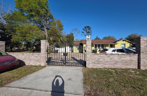 Arlington Apartment | Cozy 1-bedroom apartment in Jacksonville with AC