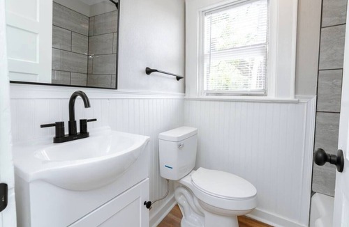Leinkauf Apartment | Cozy 1-bedroom apartment in lovely Mobile with WiFi, AC