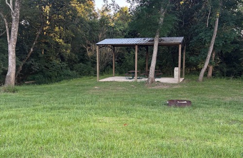 Kokomo Cabin | Cozy 1-bedroom cabin in serene Foxworth with AC. Sleeps 16