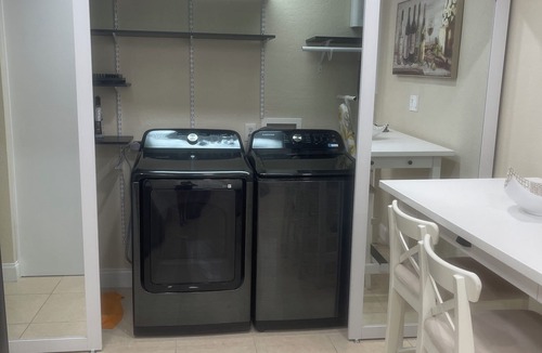 Egypt Lake-Leto Apartment | Cozy 1-br apartment with WiFi, W/D in beautiful Tampa and perfect for long stays
