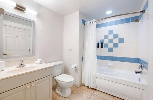 Elrod Estates Hotel | Cozy 1-BR |Partial Ocean View & Balcony