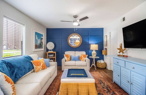 Diamondhead Condo | Cozy 1st Floor Condo/w Full Washer/Dryer - Lacey's Coastal Cabana