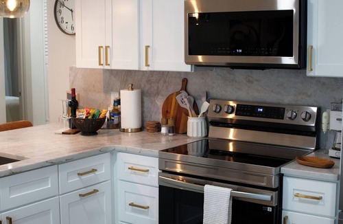 Seffner Community Alliance House | Cozy 2-bedroom casita, EV Charger, No cleaning fees.