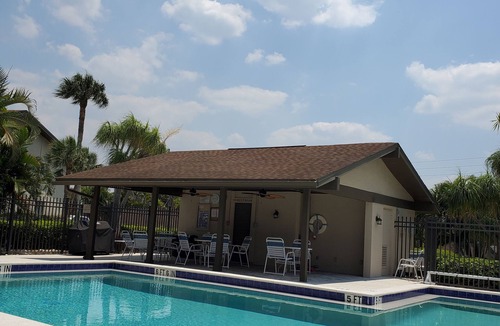 Biggar Condo | Cozy 2-bedroom condo in gorgeous Fort Myers with WiFi, AC
