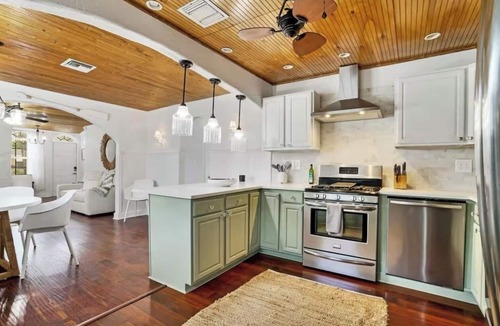 Parker Ridge House | Cozy 2-bedroom house in amazing West Palm Beach with AC, WiFi