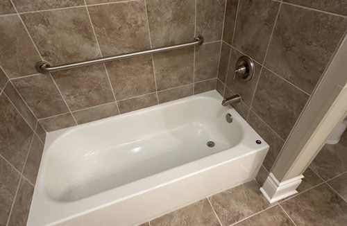 San Carlos Park Villa | Cozy 2-bedroom villa in marvelous Fort Myers with AC