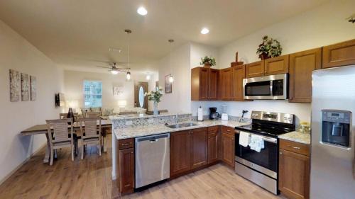 Oviedo House | Cozy 2BR Retreat Near Orlando & Lake Jesup