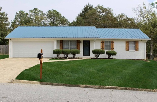 Northport House | Cozy 3BR/2BA Home Near Bryant-Denny Stadium - Sleeps 7