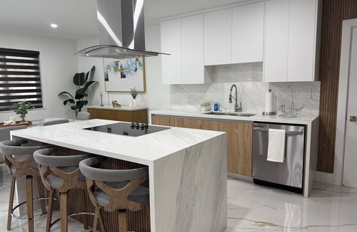 Ludlam House | Cozy and Stylish Home in Miami w HotTub & Patio