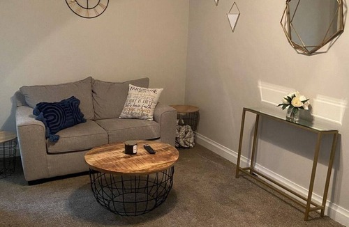 Montgomery House | Cozy Bungalow Home