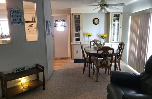 Betmar Acres House | Cozy,clean, peaceful and conveniently located near rest, shopping, hospital