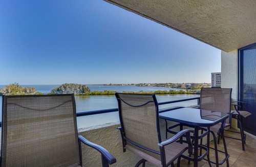 Hudson Condo | Cozy Condo w/Gulf View, Bird Watching + Telescope