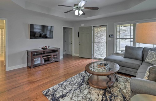 Harvest House | Cozy Harvest Retreat ~ 10 Mi to Huntsville!