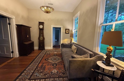 Natchez House | Cozy historic Natchez cottage close to downtown and the river