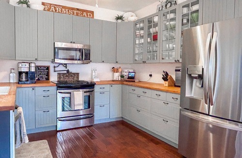Ashville Cottage | Cozy Lake refuge to relax and restore!