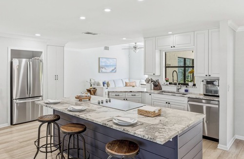 Lake Sarasota House | Cozy Lakeview Home Min to I-75 and near to Siesta key beach