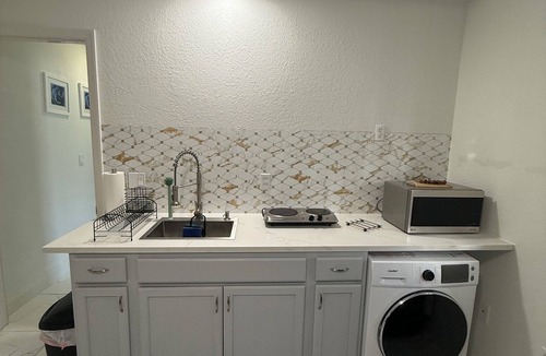 Spring Hill Apartment | Cozy little apartment in Sprin Hill!