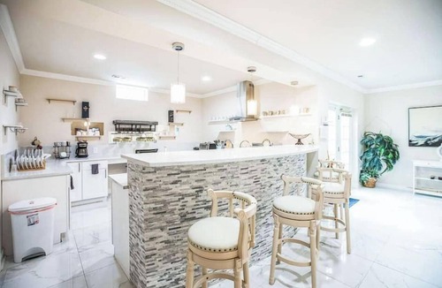 Fairland House | Cozy Lower-Level Retreat 3 Rooms + Pool Table