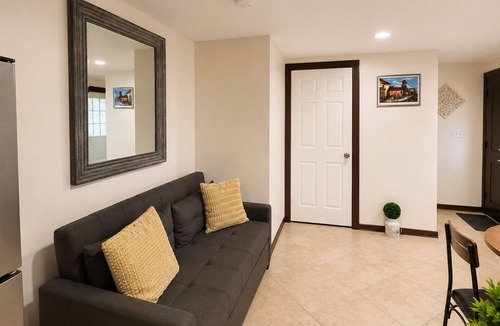 Clewiston Apartment | cozy private 2BR Suite w/Gated Parking