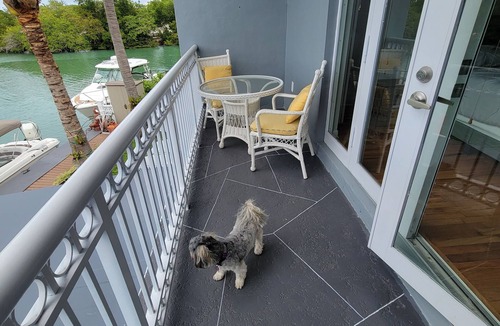 North Beach House | Cozy, quiet waterfront property w/kayak and 30' dock and 80' of waterfront