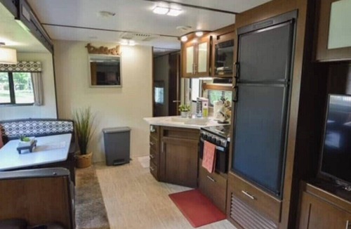 Hunt Club House | Cozy RV with Saltwater Pool & Hot Tub