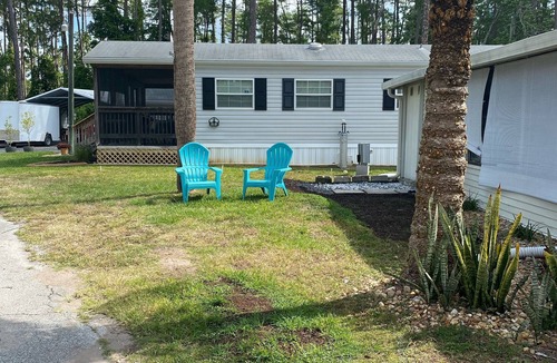National Gardens House | Cozy Vacation Rental, Perfect for short term, Snowbirds & Traveling Nurses