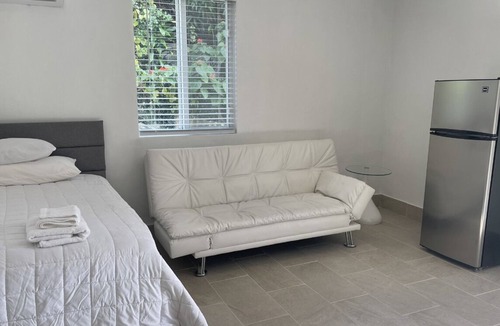 Ludlam Villa | Cozy Villa