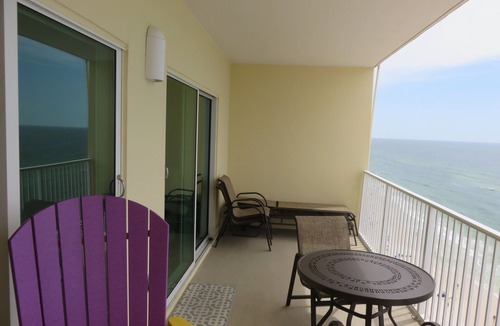 Gulf Shores Condo | CRYSTAL SHORES PENTHOUSE