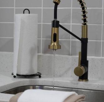 Northeast Orlando Apartment | CUTE and COZY studio w/ jacuzzi!