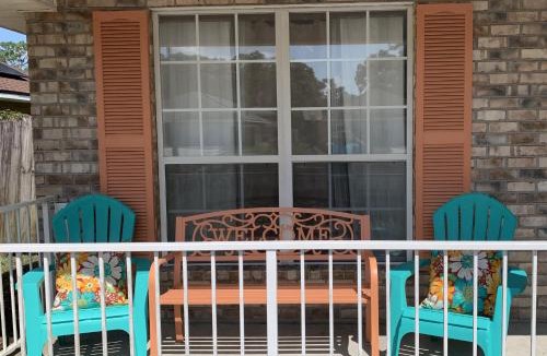 Bellview Villa | D's Florida-Alabama Vacation Home Sleeps 14 Guests