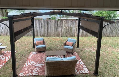 Bellview Villa | D's Florida-Alabama Vacation Home Sleeps 14 Guests