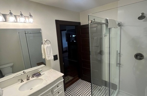 Damascus Hotel | Damascus Old Mill Inn