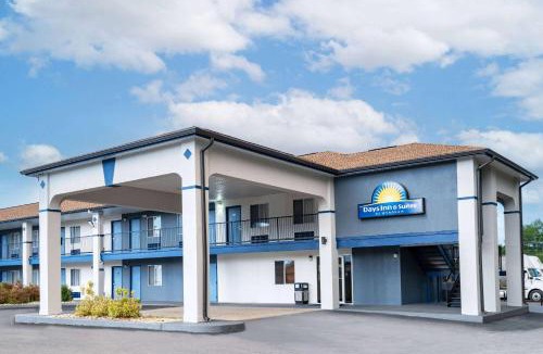 Hamilton Hotel | Days Inn by Wyndham Hamilton