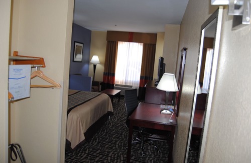 Prattville Hotel | Days Inn & Suites by Wyndham Prattville-Montgomery