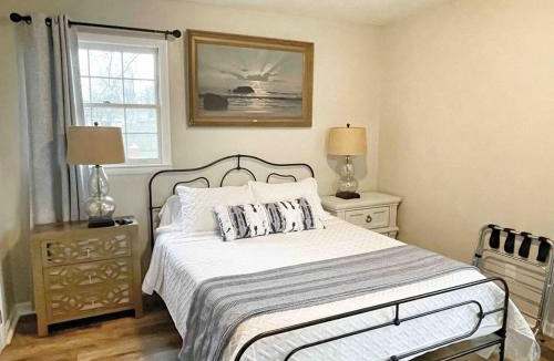 Decatur House | Decatur's Cozy Family Charm with Modern Touches