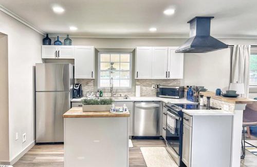 Decatur House | Decatur's Family Sport Haven & Backyard Bliss