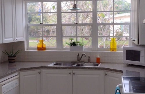 Sebring House | Deco style spacious remodeled house in the heart of Sebring close to everything.