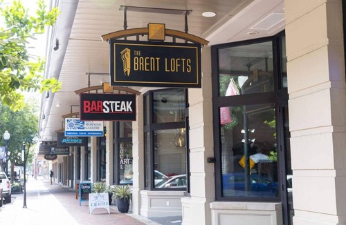 Downtown Apartment | Deja Blue Direct Street Access Condo