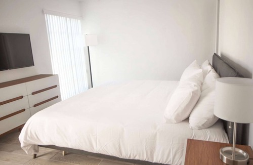 Downtown Fort Lauderdale Apartment | ✨Deluxe Designer Two Bedroom at Fort Lauderdale
